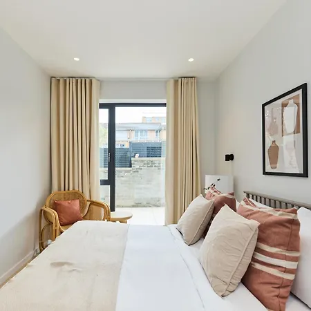 The Brondesbury Quarters - Modern 2Bdr Flat With Balcony & Parking Apartment London Exterior photo