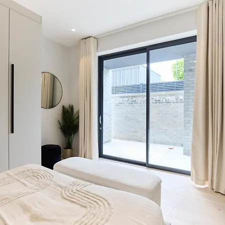 The Brondesbury Quarters - Modern 2Bdr Flat With Balcony & Parking Apartment London Exterior photo